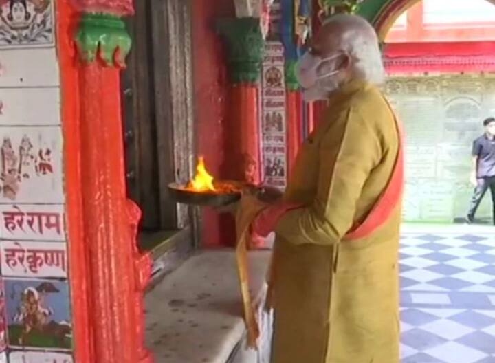ਇਹ ਹਨੂੰਮਾਨਗੜ੍ਹੀ ਮੰਦਰ ਹੈ ਜਿੱਥੇ ਪ੍ਰਧਾਨ ਮੰਤਰੀ ਮੋਦੀ ਨੇ ਪੂਜਾ ਕੀਤੀ।