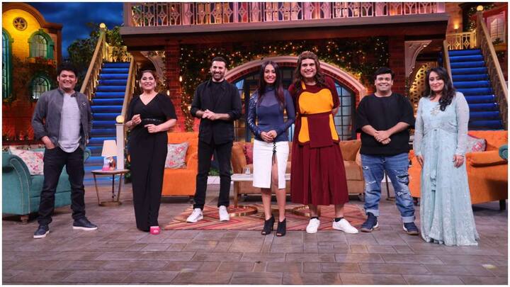 The Kapil Sharma Show: 'ਦ ਕਪਿਲ ਸ਼ਰਮਾ ਸ਼ੋਅ' 'ਚ ਇਸ ਹਫਤੇ ਵੀ ਬਹੁਤ ਮਸਤੀ ਹੋਣ ਜਾ ਰਹੀ ਹੈ। ਦਰਅਸਲ, ਸ਼ੋਅ ਦੇ ਕਿਰਦਾਰ ਇਸ ਵਾਰ ਪ੍ਰੋਗਰਾਮ ਵਿੱਚ ਆਪਣੇ ਪਰਿਵਾਰ ਦਾ ਸਵਾਗਤ ਕਰਨਗੇ।