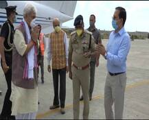 ਐਲਜੀ ਮਨੋਜ ਸਿਨਹਾ ਸ਼੍ਰੀਨਗਰ ਏਅਰਪੋਰਟ ਪਹੁੰਚੇ, ਵੇਖੋ ਤਸਵੀਰਾਂ