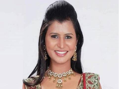 ਚੇਨੱਈ ਵਿੱਚ ਤਮਿਲ ਅਦਾਕਾਰਾ ਸ਼੍ਰੀਧਰ ਅਤੇ ਉਨ੍ਹਾਂ ਦੀ ਭੈਣ ਜਯਾ ਕਲਿਆਣੀ ਨੇ ਵੀ ਆਤਮਹੱਤਿਆ ਕਰ ਲਈ ਸੀ। ਦੋਵੇਂ ਅਦਾਕਾਰੀ ਪ੍ਰੋਫੈਸ਼ਨ ਚ ਹੀ ਸਨ। ਪੈਸਿਆਂ ਦੀ ਤੰਗੀ ਕਾਰਨ ਦੋਵਾਂ ਵੱਲੋਂ ਆਤਮ ਹੱਤਿਆ ਕੀਤੇ ਜਾਣ ਦੀ ਗੱਲ ਸਾਹਮਣੇ ਆਈ ਸੀ।