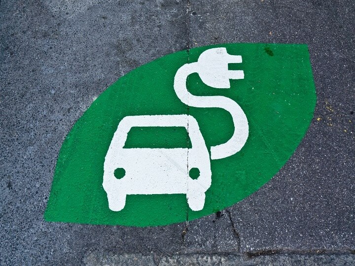 Up to Rs 1.5 lakh subsidy on electric vehicles, find out what are the benefits of electric vehicle policy ਇਲੈਕਟ੍ਰਿਕ ਵਾਹਨਾਂ 'ਤੇ ਮਿਲੇਗੀ 1.5 ਲੱਖ ਤੱਕ ਦੀ ਸਬਸਿਡੀ, ਜਾਣੋ ਕੀ ਹੈ ਇਲੈਕਟ੍ਰਿਕ ਵਹੀਕਲ ਪਾਲਿਸੀ ਦੇ ਫਾਇਦੇ