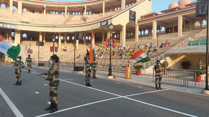 ਫਿਲਹਾਲ ਇਹ ਰਸਮ, ਨਾਵਲ ਕੋਰੋਨਾਵਾਇਰਸ ਮਹਾਮਾਰੀ ਦੇ ਖਤਰੇ ਦੇ ਵਿਚਕਾਰ ਮਾਰਚ ਵਿੱਚ ਮੁਅੱਤਲ ਕਰ ਦਿੱਤਾ ਗਿਆ ਸੀ