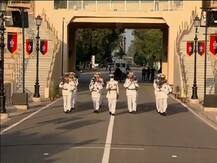 ਅਟਾਰੀ-ਵਾਹਗਾ ਸਰਹੱਦ ਤੇ ਇੰਝ ਮਨਾਇਆ ਗਿਆ ਆਜ਼ਾਦੀ ਦਿਵਸ, ਵੇਖੋ ਖਾਸ ਤਸਵੀਰਾਂ