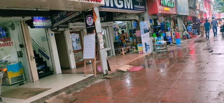 ਸੂਬੇ ‘ਚ ਹੁਣ ਸ਼ਾਮ 7 ਤੋਂ 5 ਵਜੇ ਤੱਕ ਕਰਫਿਊ ਹੋਵੇਗਾ। ਕਰਫਿਊ ਦੀ ਉਲੰਘਣਾ ਕਰਨ ਵਾਲਿਆਂ ਖਿਲਾਫ ਧਾਰਾ 188 ਤਹਿਤ ਕੇਸ ਦਰਜ ਕੀਤੇ ਜਾਣਗੇ।