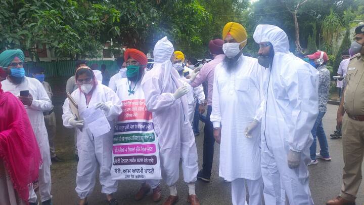 ਅੱਜ ਸਾਰੇ ਵਿਧਾਇਕ ਆਪਣੀਆਂ ਨੈਗੇਟਿਵ ਰਿਪੋਰਟਾਂ ਲੈ ਕੇ ਹੀ ਵਿਧਾਨ ਸਭਾ ਅੰਦਰ ਪਹੁੰਚੇ ਹਨ। 