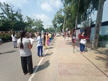 ਸਖਤ ਨਿਯਮਾਂ ਤਹਿਤ ਨੀਟ 2020 ਦੀ ਪ੍ਰੀਖਿਆ, ਵੇਖੋ ਤਸਵੀਰਾਂ