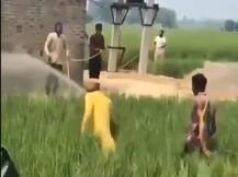 ਖੇਤ 'ਚ ਕੰਮ ਕਰਦੇ ਕਿਸਾਨ ਨੇ ਕੀਤਾ ਸ਼ਾਨਦਾਰ ਡਾਂਸ, ਸਹਿਵਾਗ ਨੇ ਸ਼ੇਅਰ ਕੀਤੀ ਵੀਡੀਓ