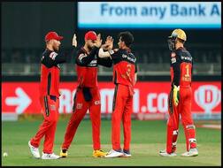 IPL 2020:  ਆਰਸੀਬੀ ਨੇ ਹੈਦਰਾਬਾਦ ਨੂੰ 10 ਦੌੜਾਂ ਨਾਲ ਹਰਾਇਆ, ਵਿਰਾਟ ਦੀ ਟੀਮ ਨੇ ਤਿੰਨ ਸਾਲਾਂ ਵਿੱਚ ਪਹਿਲੀ ਵਾਰ ਜਿੱਤਿਆ ਆਪਣਾ ਪਹਿਲਾ ਮੈਚ