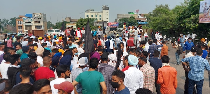 ਕਾਂਗਰਸ ਦੇ ਸਾਬਕਾ ਮੰਤਰੀ ਨਵਜੋਤ ਸਿੱਧੂ ਅੱਜ ਕਿਸਾਨਾਂ ਦੇ ਹੱਕ ਵਿੱਚ ਨਿੱਤਰੇ ਹਨ। 