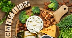   Calcium ਨਾਲ ਭਰਪੂਰ ਇਹ ਚੀਜ਼ਾਂ ਖਾਓ, ਜਾਣੋ ਹੱਡੀਆਂ ਮਜ਼ਬੂਤ ਕਰਨ ਦੇ ਨਾਲ ਹੋਰ ਕੀ ਫਾਇਦੇ  