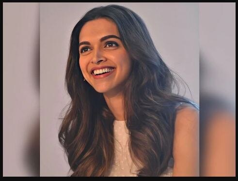 ਐਨਸੀਬੀ ਨੇ ਦੀਪਿਕਾ ਪਾਦੁਕੋਣ ਦੇ ਮੋਬਾਈਲ ਨੂੰ ਵੀ ਕਾਬੂ ਕਰ ਲਿਆ ਹੈ, ਇਸ ਲਈ ਹੁਣ ਐਨਸੀਬੀ ਦੀ ਜਾਂਚ ਵੀ ਉਸੇ ਦਿਸ਼ਾ ਵਿੱਚ ਅੱਗੇ ਵਧੇਗੀ। ਦੱਸਿਆ ਜਾ ਰਿਹਾ ਹੈ ਕਿ ਉਸ ਦਾ ਫੋਨ ਚੈੱਕ ਕਰਕੇ ਇਹ ਸਮਝਣ ਦੀ ਕੋਸ਼ਿਸ਼ ਕੀਤੀ ਜਾਏਗੀ ਕਿ ਉਸ ਦਾ ਕਿਸੇ ਡਰੱਗ ਪੈਡਰ ਨਾਲ ਕੋਈ ਸਬੰਧ ਸੀ ਜਾਂ ਨਹੀਂ।