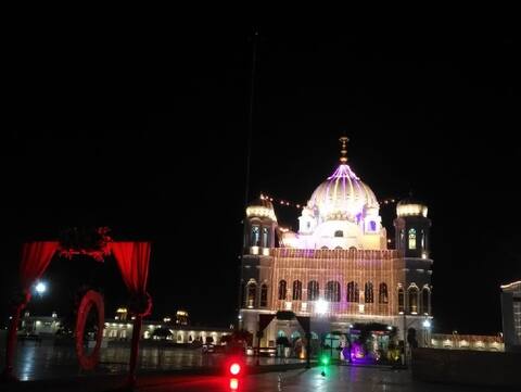 ਪਾਕਿਸਤਾਨ ਨੇ ਸ਼ਰਧਾਲੂਆਂ ਲਈ ਮੁੜ ਖੋਲ੍ਹਿਆ ਗੁਰਦੁਆਰਾ ਸ੍ਰੀ ਕਰਤਾਰਪੁਰ ਸਾਹਿਬ ਪਾਕਿਸਤਾਨ ਨੇ ਸ਼ਰਧਾਲੂਆਂ ਲਈ ਮੁੜ ਖੋਲ੍ਹਿਆ ਗੁਰਦੁਆਰਾ ਸ੍ਰੀ ਕਰਤਾਰਪੁਰ ਸਾਹਿਬ