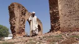 70 ਸਾਲਾ ਬਜ਼ੁਰਗ ਤੋਂ ਨਹੀਂ ਭੱਜ ਸਕਦਾ ਕੋਈ ਅਪਰਾਧੀ, ਪੈੜ ਨੱਪ ਕੇ ਹੀ ਕਰ ਲੈਂਦਾ ਕਾਬੂ