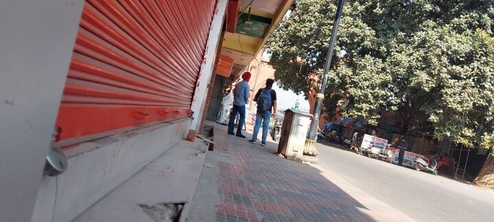 ਪੋਸਟ ਮੈਟ੍ਰਿਕ ਵਜ਼ੀਫ਼ਾ ਘੁਟਾਲੇ ਅਤੇ ਉੱਤਰ ਪ੍ਰਦੇਸ਼ ਵਿੱਚ ਹਾਥਰਸ ਕੇਸ ਦੇ ਵਿਰੋਧ ਵਿੱਚ ਸੰਤ ਸਮਾਜ ਸੰਘਰਸ਼ ਕਮੇਟੀ ਦੇ ਸੱਦੇ 'ਤੇ ਅਨੁਸੂਚਿਤ ਜਾਤੀ ਸੰਗਠਨਾਂ ਦੇ ਸਹਿਯੋਗ ਨਾਲ ਚੱਕਾ ਜਾਮ ਕੀਤਾ ਜਾ ਰਿਹਾ ਹੈ।