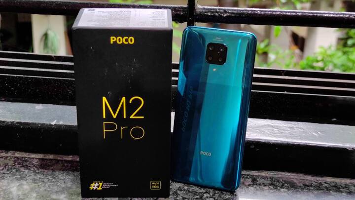 Poco M2 Pro: ਪੋਕੋ ਐਮ 2 ਪ੍ਰੋ ਦੇ 4 GB ਰੈਮ + 64 GB ਸਟੋਰੇਜ ਵੇਰੀਐਂਟ ਦੀ ਕੀਮਤ 13,999 ਰੁਪਏ ਹੈ। ਇਸ ਦੇ ਨਾਲ ਹੀ ਇਸ ਦੇ 6 ਜੀਬੀ ਰੈਮ + 64 ਜੀਬੀ ਸਟੋਰੇਜ ਦੀ ਕੀਮਤ 14,999 ਰੁਪਏ ਰੱਖੀ ਗਈ ਹੈ। ਪੋਕੋ ਐਮ 2 ਪ੍ਰੋ ਦਾ 6.67 ਇੰਚ ਦਾ ਫੁੱਲ ਐਚਡੀ ਪਲੱਸ ਡਿਸਪਲੇਅ ਹੈ, ਜਿਸ 'ਚ 1080x2400 ਪਿਕਸਲ ਰੈਜ਼ੋਲਿਊਸ਼ਨ ਹੈ। ਇਸ ਦੇ ਨਾਲ ਹੀ ਫੋਨ ਵਿੱਚ ਕੁਆਲ-ਕੌਮ ਸਨੈਪਡ੍ਰੈਗਨ 720 ਜੀ ਪ੍ਰੋਸੈਸਰ ਹੈ। ਇਹ ਫੋਨ ਐਂਡਰਾਇਡ 10 'ਤੇ ਅਧਾਰਤ MIUI 11 ਓਪਰੇਟਿੰਗ ਸਿਸਟਮ 'ਤੇ ਕੰਮ ਕਰਦਾ ਹੈ।