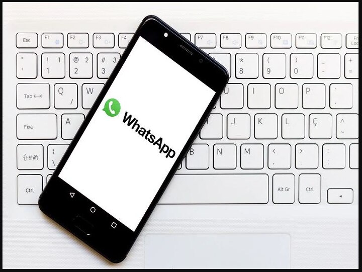 Face unlock feature on WhatsApp will work even after changing the phone WhatsApp 'ਤੇ ਫੇਸ ਅਨਲੌਕ ਫੀਚਰ, ਫੋਨ ਬਦਲਣ ਮਗਰੋਂ ਵੀ ਕਰੇਗਾ ਕੰਮ