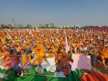 Farmer Protest: ਪੰਜਾਬ ਦੀਆਂ ਬੀਬੀਆਂ ਵੀ ਸੰਘਰਸ਼ ਦੇ ਰਾਹ, ਕਿਸਾਨ ਅੰਦਲੋਨ 'ਚ ਪੀਲੀਆਂ ਚੁੰਨੀਆਂ ਦਾ ਹੜ੍ਹ, ਨਾਆਰਿਆਂ ਨਾਲ ਗੂੰਜਿਆ ਆਸਾਮਾਨ