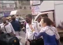 ਬਗੈਰ ਹੈਲਮਟ ਵਾਲੀ ਔਰਤ ਨੂੰ ਰੋਕਿਆ, ਤਾਂ ਕਰਤਾ ਸੜਕ 'ਤੇ ਕਾਰਾ, ਪੁਲਿਸ ਮੁਲਾਜ਼ਮ ਦਾ ਕੁਟਾਪਾ, ਵੀਡੀਓ ਵਾਇਰਲ