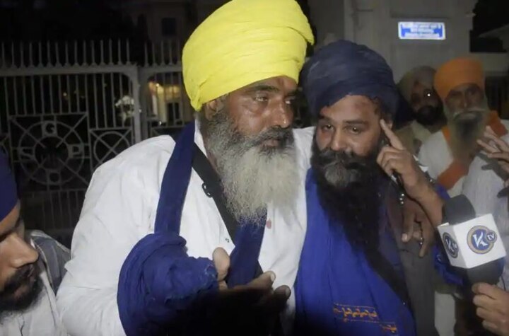 SGPC task force, Sikh outfits protesting over missing saroops clash  ਸ਼੍ਰੋਮਣੀ ਕਮੇਟੀ ਦੀ ਟਾਸਕ ਫੋਰਸ ਨੇ ਅੰਦਰ ਬੰਦ ਕਰਕੇ ਕੁੱਟੇ ਧਰਨਾ ਦੇ ਰਹੇ ਸਿੱਖ, ਪੁਲਿਸ ਨੇ ਆਣ ਕੇ ਛੁਡਾਏ
