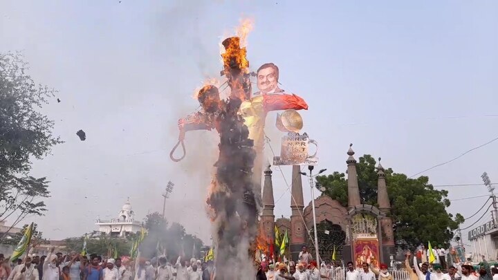 agriculture act 2020, bjp attack on congress for burning of modis effigy ਰਾਵਨ ਦੀ ਥਾਂ ਪ੍ਰਧਾਨ ਮੰਤਰੀ ਮੋਦੀ ਦੇ ਪੁਤਲੇ ਫੂਕਣ 'ਤੇ ਬੀਜੇਪੀ ਦਾ ਸਖਤ ਐਕਸ਼ਨ