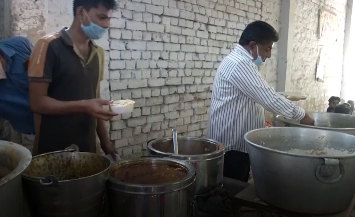 Shyam Rasoi Food Stall: ਜਾਣੋ ਸਿਰਫ 1 ਰੁਪਏ 'ਚ ਕਿੱਥੇ ਮਿਲ ਰਹੀ ਖਾਣੇ ਦੀ ਖਾਲੀ? ਨਾਲ ਹੀ ਕੀ ਮਿਲਦਾ ਇਸ ਖਾਸ ਥਾਲੀ 'ਚ