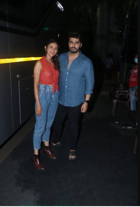 ਦੱਸ ਦਈਏ ਕਿ ਇਹ ਦੋਵੇਂ ਇੱਕ ਪ੍ਰੋਜੈਕਟ ਦੀ ਸ਼ੂਟਿੰਗ ਕਰ ਰਹੇ ਹਨ।