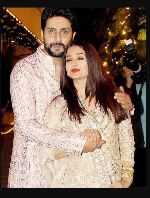 ਐਸ਼ਵਰਿਆ ਦਾ ਮੰਗਲਿਕ ਹੋਣਾ ਉਨ੍ਹਾਂ ਦੇ ਵਿਆਹ ਦੌਰਾਨ ਕਾਫੀ ਖਬਰਾਂ 'ਚ ਰਿਹਾ ਸੀ। ਕਿਹਾ ਜਾਂਦਾ ਹੈ ਕਿ ਅਭਿਸ਼ੇਕ ਨਾਲ ਵਿਆਹ ਕਰਨ ਤੋਂ ਪਹਿਲਾਂ ਐਸ਼ਵਰਿਆ ਦਾ ਵਿਆਹ ਦਰੱਖਤ ਨਾਲ ਹੋਇਆ ਸੀ।