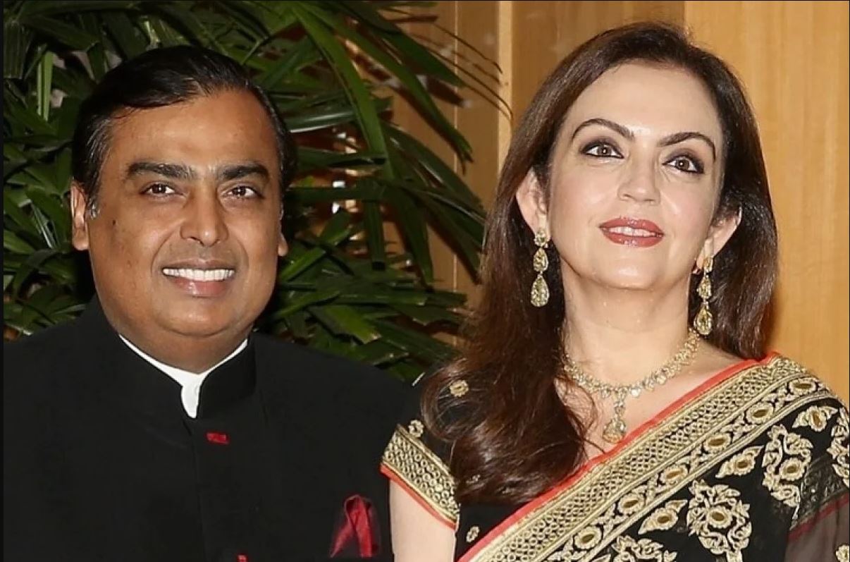 Nita Ambani Birthday Special Mukesh Ambani Proposed Marriage By