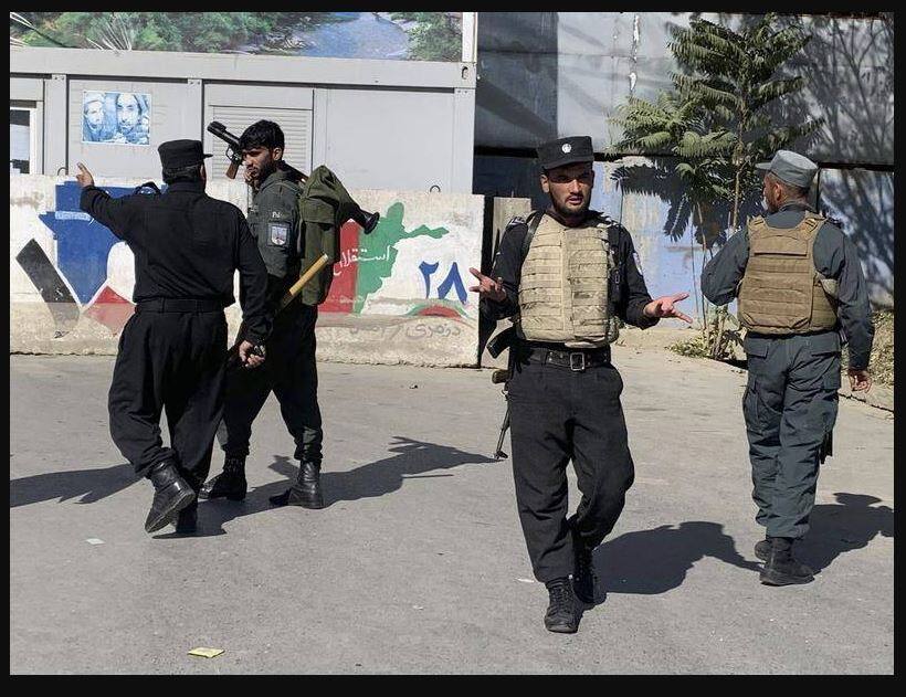 Firing at Kabul University, police cordon off campus ਕਾਬੁਲ ਯੂਨੀਵਰਸਿਟੀ 'ਚ ਫਾਇਰਿੰਗ, ਪੁਲਿਸ ਨੇ ਘੇਰਿਆ ਕੈਂਪਸ