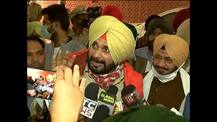 ਨਵਜੋਤ ਸਿੱਧੂ ਸਮੇਤ ਵਿਧਾਇਕਾਂ ਨੂੰ ਦਿੱਲੀ ਪੁਲਿਸ ਨੇ ਬਾਰਡਰ 'ਤੇ ਰੋਕਿਆ, ਸਿੱਧੂ ਨੇ ਅੱਗਿਓਂ ਇੰਝ ਦਿੱਤਾ ਜਵਾਬ