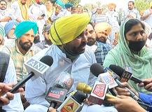 ਕੈਪਟਨ ਦਾ ਦਿੱਲੀ ਧਰਨਾ 'ਆਪ' ਵਲੋਂ ਡਰਾਮਾ ਕਰਾਰ