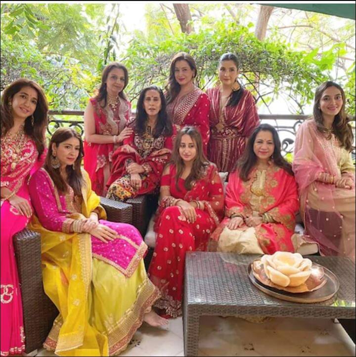 ਵਰੁਣ ਧਵਨ ਦੀ ਪ੍ਰੇਮਿਕਾ ਨਤਾਸ਼ਾ ਦਲਾਲ ਨੇ ਕਰਵਾਚੌਥ ਆਪਣੇ ਪਰਿਵਾਰ ਨਾਲ ਮਨਾਇਆ।