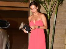 ਬੈਕਲੈਸ ਗਾਊਨ 'ਚ ਮਲਾਇਕਾ ਅਰੋੜਾ ਦਾ ਗਲੈਮਰਸ ਅੰਦਾਜ਼, ਦੇਖੋ ਤਸਵੀਰਾਂ