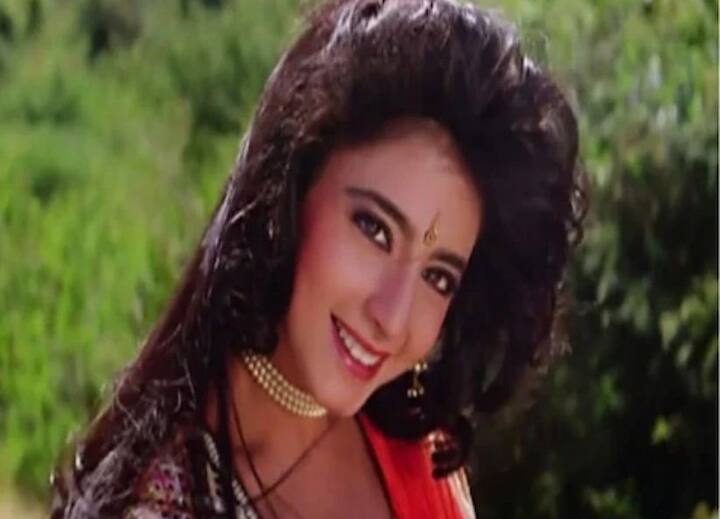 ਕੰਚਨ- ਅਭਿਨੇਤਰੀ ਕੰਚਨ ਨੇ ਸਲਮਾਨ ਨਾਲ ਫਿਲਮ 'ਸਨਮ-ਬੇਵਾਫਾ' 'ਚ ਵੀ ਕੰਮ ਕੀਤਾ ਸੀ ਪਰ ਅੱਜ ਉਹ ਕਿੱਥੇ ਹੈ ਇਸ ਬਾਰੇ ਕਿਸੇ ਨੂੰ ਪਤਾ ਨਹੀਂ ਹੈ। ਦੱਸ ਦੇਈਏ ਕਿ ਕੰਚਨ ਨੇ ਦੱਖਣੀ ਭਾਰਤੀ ਫਿਲਮਾਂ ਵਿੱਚ ਕੰਮ ਕਰਨ ਦੀ ਕੋਸ਼ਿਸ਼ ਵੀ ਕੀਤੀ ਸੀ, ਪਰ ਗੱਲ ਨਹੀਂ ਬਣੀ ਜਿਸ ਤੋਂ ਬਾਅਦ ਉਹ ਸੁਰਖੀਆਂ ਤੋਂ ਦੂਰ ਚਲੀ ਗਈ।