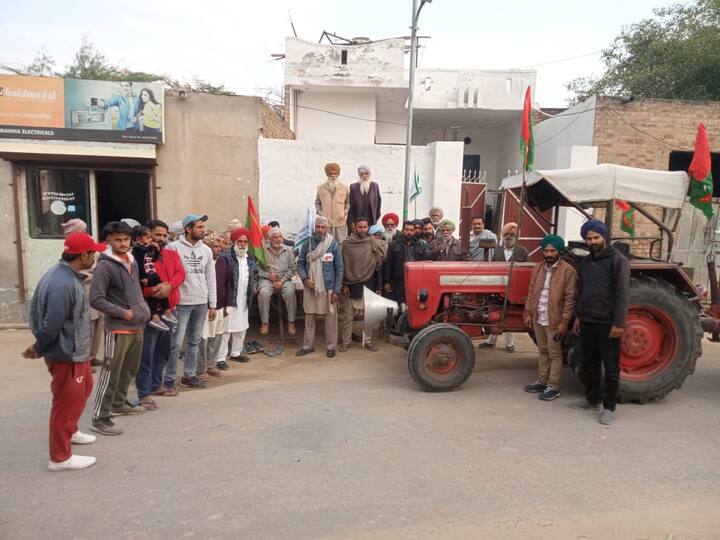 ਹਰਿਆਣਾ ਸਰਕਾਰ ਵੱਲੋਂ ਵਿਰੋਧ ਦੇ ਬਾਵਜੂਦ ਪੰਜਾਬ ਦੇ ਕਿਸਾਨਾਂ ਨੇ ਐਲਾਨ ਕੀਤਾ ਹੈ ਕਿ ਉਹ ਹਰ ਹੀਲੇ ਦਿੱਲੀ ਜਾ ਕੇ ਹੀ ਰਹਿਣਗੇ। ਇਸ ਬਾਬਤ ਪਿੰਡਾਂ 'ਚ ਜ਼ੋਰਾਂ-ਸ਼ੋਰਾਂ 'ਤੇ ਤਿਆਰੀਆਂ ਚੱਲ ਰਹੀਆਂ ਹਨ।