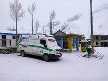 ਸ਼ਿਮਲਾ 'ਚ ਤਾਜ਼ਾ ਬਰਫਬਾਰੀ ਦਾ ਖੂਬਸੂਰਤ ਨਜ਼ਾਰਾਂ, ਸੈਲਾਨੀਆਂ ਦੇ ਖਿੜਨਗੇ ਚਿਹਰੇ