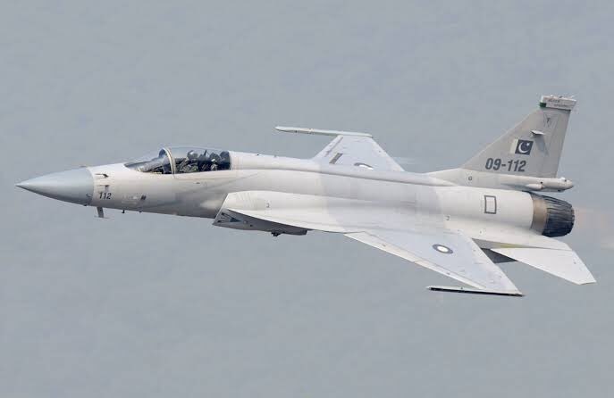  Pakistani fighter jet spotted near LOC, PAK trying to create war-like conditions LOC 'ਤੇ ਪਾਕਿਸਤਾਨੀ ਲੜਾਕੂ ਜਹਾਜ਼, ਜੰਗ ਵਰਗੇ ਹਲਾਤ ਬਣਾਉਣ ਦੀ ਕੋਸ਼ਿਸ਼