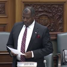 ਬ੍ਰਿਟੇਨ ਤੇ ਕੈਨੇਡਾ ਵਿੱਚ ਬਹੁਤ ਸਾਰੇ ਕਾਰਜਸ਼ੀਲ ਸਮੂਹ ਹਨ ਜੋ ਭਾਰਤ ਵਿੱਚ ਕਿਸਾਨਾਂ ਦੇ ਪ੍ਰਦਰਸ਼ਨ ਦਾ ਸਮਰਥਨ ਕਰ ਰਹੇ ਹਨ। ਬਹੁਤ ਸਾਰੇ ਨੇਤਾਵਾਂ ਨੇ ਜੈਕ ਹੈਰਿਸ, ਜੌਨ ਮੈਕਡੋਨਲ, ਕੇਵਿਨ ਯਾਰਡੇ ਅਤੇ ਐਂਡਰੀਆ ਸਮੇਤ ਭਾਰਤੀ ਕਿਸਾਨਾਂ ਦਾ ਸਮਰਥਨ ਕੀਤਾ ਹੈ। ਹਾਲਾਂਕਿ, ਜ਼ਿਆਦਾਤਰ ਨੇਤਾ ਵਿਰੋਧੀ ਪਾਰਟੀਆਂ ਦੇ ਹਨ।