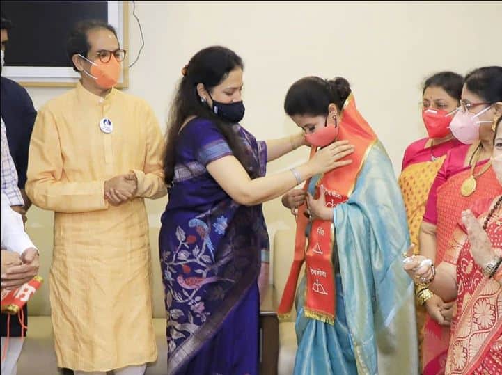 Urmila Matondkar quits Congress and joins Shiv Sena ਕਾਂਗਰਸ ਛੱਡ ਸ਼ਿਵ ਸੈਨਾ 'ਚ ਸ਼ਾਮਲ ਹੋਈ ਉਰਮਿਲਾ ਮਾਤੋਂਡਕਰ