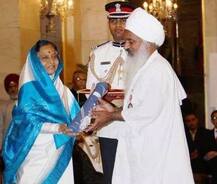 ਕਿਸਾਨ ਅੰਦੋਲਨ ਦਾ ਵਧਦਾ ਕਾਫਲਾ! ਬਾਬਾ ਸੇਵਾ ਸਿੰਘ ਵੱਲੋਂ ਪਦਮ ਸ੍ਰੀ ਐਵਾਰਡ ਵਾਪਸ ਕਰਨ ਦਾ ਐਲਾਨ