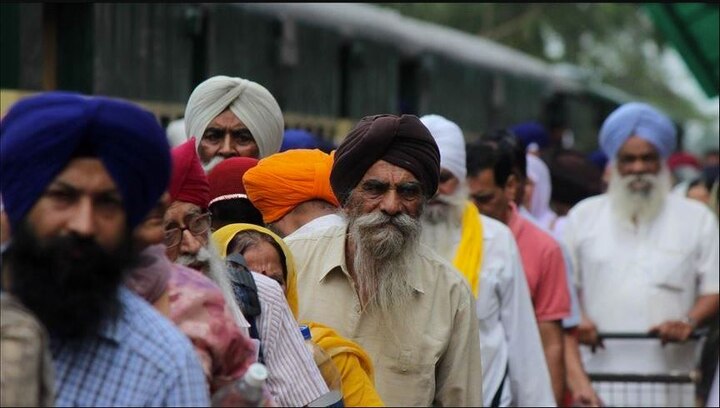 Why IRCTC is sending selective emails to Sikhs in farmers agitation, find out the truth of 47 page attachment ਕਿਸਾਨ ਅੰਦੋਲਨ 'ਚ IRCTC ਕਿਉਂ ਭੇਜ ਰਿਹਾ ਸਿੱਖਾਂ ਨੂੰ ਚੁਣ-ਚੁਣ ਕੇ ਈਮੇਲ, ਜਾਣੋ 47 ਪੰਨਿਆਂ ਦੀ ਅਟੈਚਮੈਂਟ ਦਾ ਸੱਚ