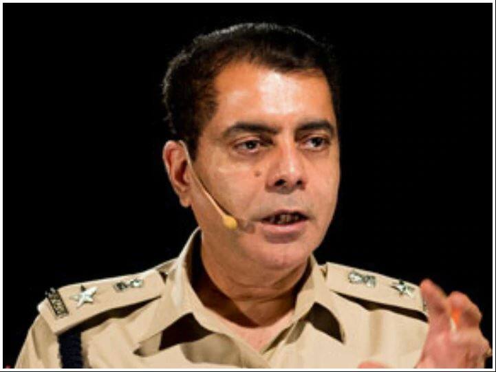 DCP ਨੇ ਕਾਇਮ ਕੀਤੀ ਮਨੁੱਖਤਾ ਦੀ ਇੱਕ ਉੱਤਮ ਮਿਸਾਲ, ਸੈਕਸ ਵਰਕਰ ਦੀ ਬੇਟੀ ਦਾ ਕੌਨਵੈਂਟ 'ਚ ਕਰਵਾਇਆ ਦਾਖਲਾ DCP sets a perfect example of humanity, sex worker's daughter admitted to convent DCP ਨੇ ਕਾਇਮ ਕੀਤੀ ਮਨੁੱਖਤਾ ਦੀ ਇੱਕ ਉੱਤਮ ਮਿਸਾਲ, ਸੈਕਸ ਵਰਕਰ ਦੀ ਬੇਟੀ ਦਾ ਕੌਨਵੈਂਟ 'ਚ ਕਰਵਾਇਆ ਦਾਖਲਾ