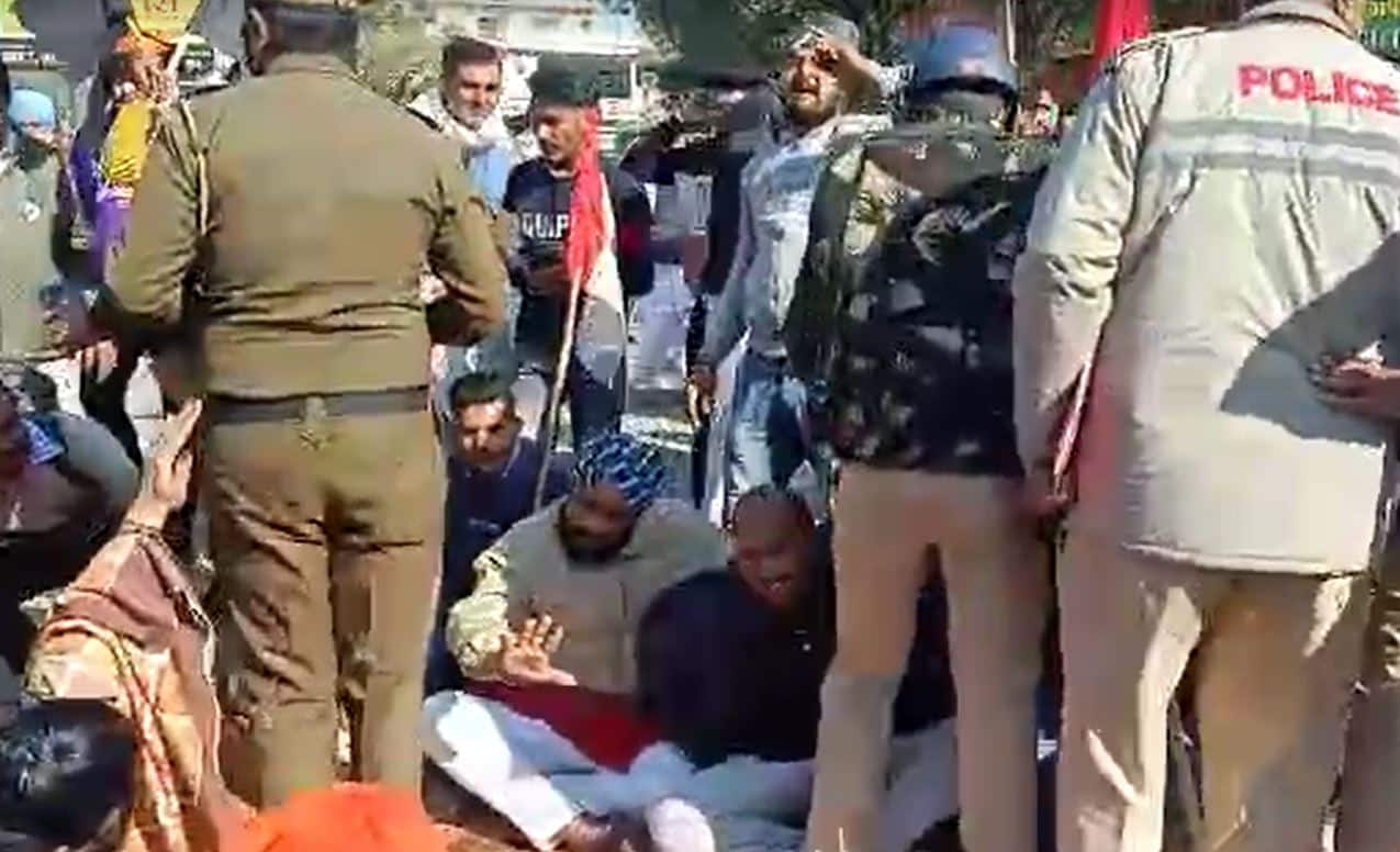 ਹਰਿਆਣਾ 'ਚ ਭਾਜਪਾ ਅਤੇ ਕਿਸਾਨ ਹੋਏ ਆਹਮੋ-ਸਾਹਮਣੇ, ਅਨਸ਼ਨ ਕਰ ਰਹੇ ਸੀ ਭਾਜਪਾ ਸਮਰੱਥਕ, ਜਾਣੋ ਪੂਰਾ ਮਾਮਲਾ