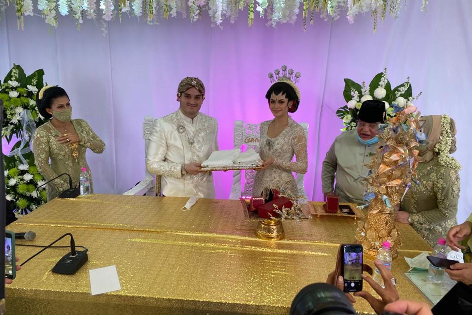 Malaysia couple: ਕੋਰੋਨਾ ਨਿਯਮ ਤੋੜੇ ਬਗੈਰ ਵਿਆਹ 'ਚ ਸ਼ਾਮਲ ਹੋਏ 10 ਹਜ਼ਾਰ ਮਹਿਮਾਨ, ਜਾਣੋ ਕਿਵੇਂ ਹੋਇਆ ਇਹ ਕਮਾਲ