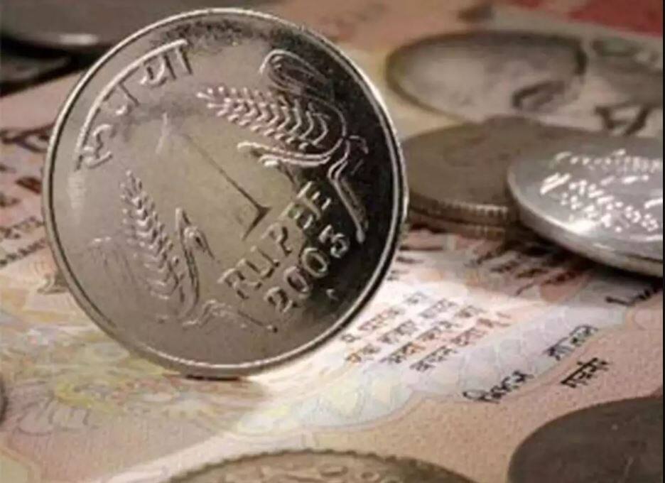 earn-money-by-selling-one-rupee-coin-know-details One Rupee Coin: ਕੀ ਤੁਹਾਡੇ ਕੋਲ ਹੈ ਇੱਕ ਰੁਪਏ ਦਾ ਇਹ ਸਿੱਕਾ, ਬਦਲੇ  'ਚ ਮਿਲਣਗੇ 9 ਕਰੋੜ 99 ਲੱਖ ਰੁਪਏ