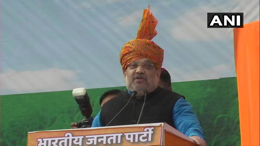 amit-shah-says-no-one-can-take-their-land-from-farmers-as-long-as-modi-is-prime-minister Farmer Protest: ਖੇਤੀ ਕਾਨੂੰਨਾਂ 'ਤੇ ਅਮਿਤ ਸ਼ਾਹ ਦਾ ਦਾਅਵਾ, ਜਦ ਤੱਕ ਮੋਦੀ ਪ੍ਰਧਾਨ ਮੰਤਰੀ, ਉਦੋਂ ਤੱਕ ਕੋਈ ਕੰਪਨੀ ਕਿਸਾਨਾਂ ਤੋਂ ਜ਼ਮੀਨ ਨਹੀਂ ਖੋਹੇਗੀ