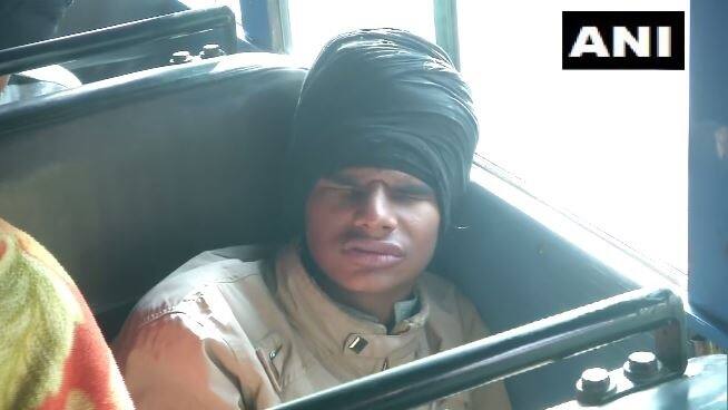 ਸਰਕਾਰ ਕਿਸਾਨਾਂ ਨੂੰ ਮਨਾਉਣ ਲਈ ਲਗਾਤਾਰ ਕੋਸ਼ਿਸ਼ ਕਰ ਰਹੀ ਹੈ ਪਰ ਹੁਣ ਤੱਕ ਕਿਸਾਨ ਸਰਕਾਰ ਦੀ ਗੱਲ ਮੰਨਣ ਕਰਨ ਦੀ ਥਾਂ ਖੇਤੀਬਾੜੀ ਕਾਨੂੰਨਾਂ ਨੂੰ ਰੱਦ ਕਰਨ ‘ਤੇ ਅੜੇ ਹੋਏ ਹਨ। ਪ੍ਰਧਾਨ ਮੰਤਰੀ ਦੀ ਕਿਸਾਨ ਪੰਚਾਇਤ ਤੋਂ ਇੱਕ ਦਿਨ ਪਹਿਲਾਂ ਅੱਜ ਕਿਸਾਨ ਸੰਗਠਨ ਮੀਟਿੰਗ ਕਰਨਗੇ। ਇਹ ਬੈਠਕ ਦੁਪਹਿਰ ਦੋ ਵਜੇ ਹੋਣ ਜਾ ਰਹੀ ਹੈ। ਦੂਜੇ ਪਾਸੇ ਰਾਜਸਥਾਨ ਅਤੇ ਹਰਿਆਣਾ ਦੇ ਕਿਸਾਨ ਅੱਜ ਦਿੱਲੀ ਦੀ ਯਾਤਰਾ ਕਰਨ ਜਾ ਰਹੇ ਹਨ।