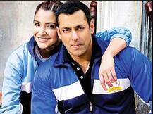 ਬਾਲੀਵੁੱਡ ਦਾ ਡਬਲ ਸਟੈਂਡਰਡ, ਕਿਸੇ ਹੀਰੋ ਨੇ 23 ਸਾਲ ਤਾਂ ਕਿਸੇ ਨੇ 25 ਸਾਲ ਛੋਟੀ ਅਦਾਕਾਰ ਨਾਲ ਕੀਤਾ ਰੋਮਾਂਸ, ਦੇਖੋ ਤਸਵੀਰਾਂ