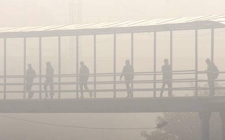 ਪਠਾਨਕੋਟ, ਹਲਵਾਰਾ, ਆਦਮਪੁਰ, ਲੁਧਿਆਣਾ, ਪਟਿਆਲਾ ਤੇ ਗੁਰਦਾਸਪੁਰ ਵਿੱਚ ਵੀ ਘੱਟੋ ਘੱਟ ਤਾਪਮਾਨ ਕ੍ਰਮਵਾਰ 3.1, 3.5, 3.1, 4.6, 4.8 ਤੇ 3.7 ਡਿਗਰੀ ਸੈਲਸੀਅਸ ਹੇਠਾਂ ਦਰਜ ਕੀਤਾ ਗਿਆ।