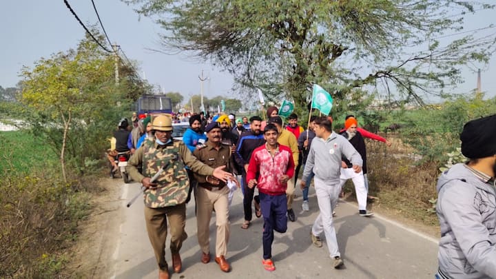 ਇਸੇ ਸਿਲਸਿਲੇ ‘ਚ ਹਰਿਆਣਾ ਦੇ ਕਰਨਾਲ ਦੇ ਕਿਸਾਨਾਂ ਵਲੋਂ ਘਰੌਂਡਾ ਤੋਂ ਭਾਜਪਾ ਵਿਧਾਇਕ ਹਰਵਿੰਦਰ ਸਿੰਘ ਦੇ ਘਰ ਦਾ ਘਿਰਾਓ ਕਰਨ ਦਾ ਸੱਦਾ ਦਿੱਤਾ ਗਿਆ।